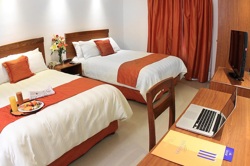 Wyndham Garden Monterrey Valle Real Стая снимка