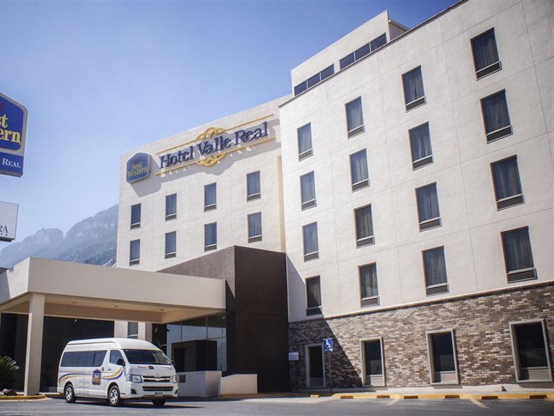 Wyndham Garden Monterrey Valle Real Екстериор снимка