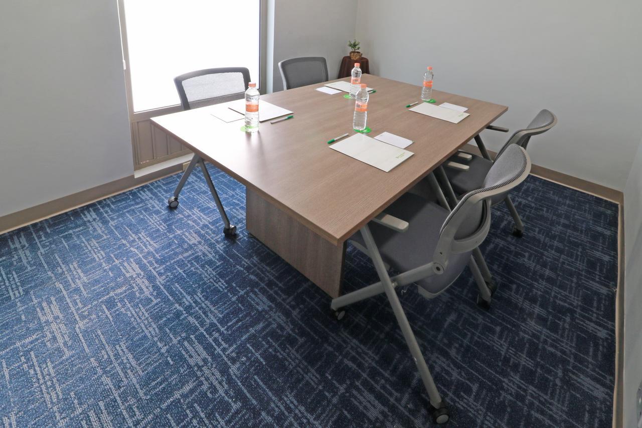 Wyndham Garden Monterrey Valle Real Екстериор снимка